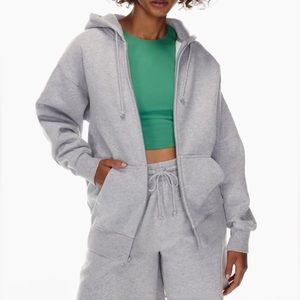 ARITZIA/TNA COZY boyfriend sweater